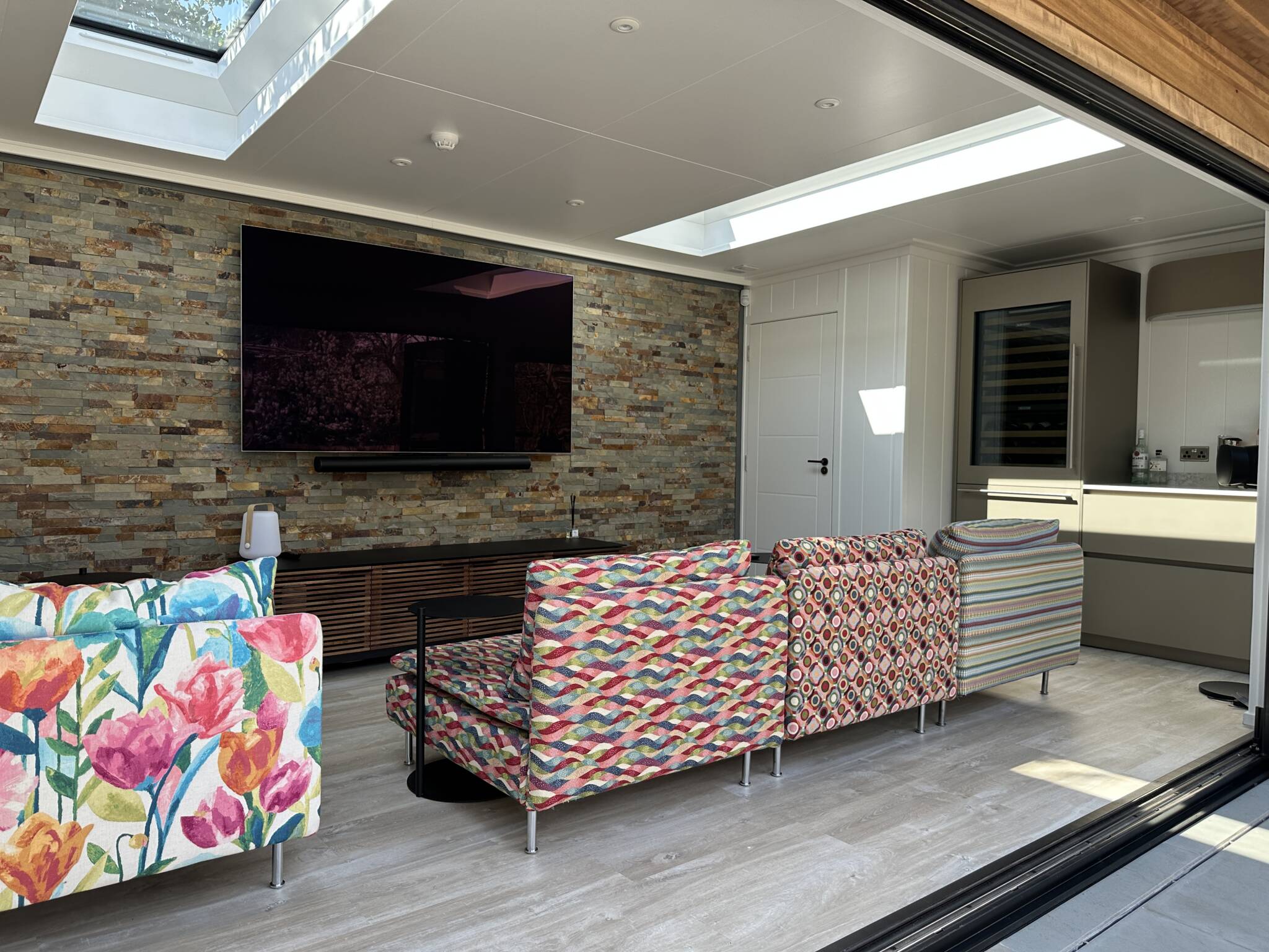 Your Spec Ltd Bakers Garden Rooms 10 Your Spec Ltd Bakers Garden Rooms 10
